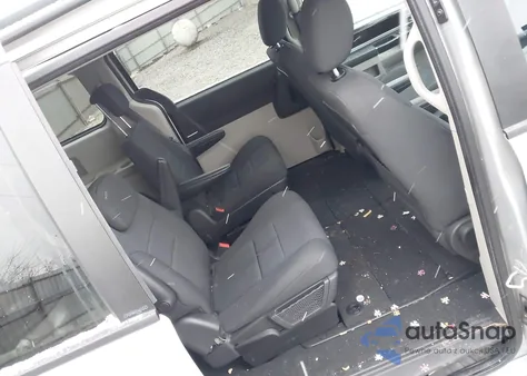 2010 Dodge Grand Caravan Sxt from USA, damaged, VIN 2D4RN5D10AR147535